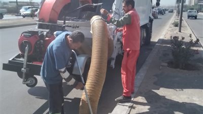 حملة نظافة وإنارة بأحياء ومياديين القاهرة لاستعادة المظهر الحضارى