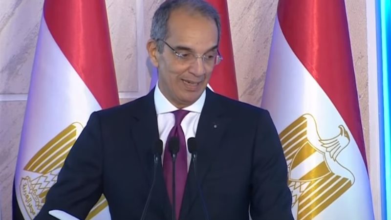 وزير الاتصالات