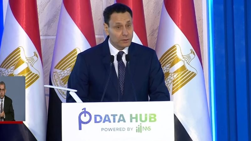 مدير مركز التحكم والسيطرة بالحي الحكومي