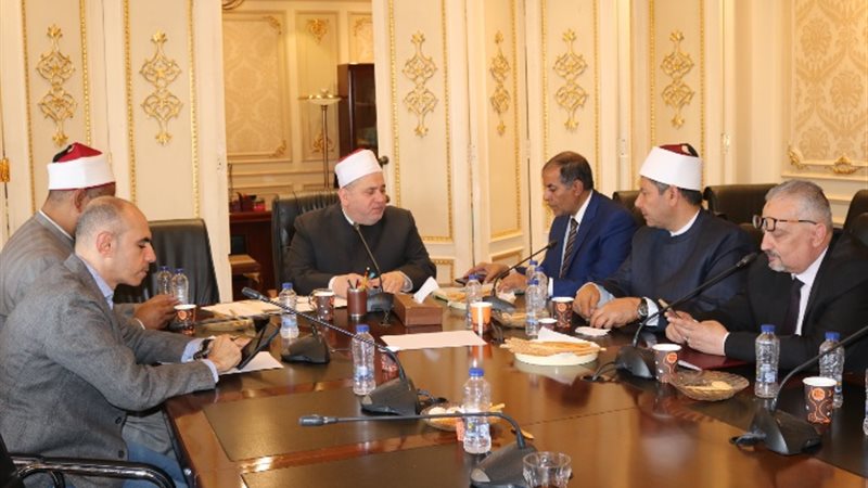 خلال اجتماع لجنة الشؤون الدينية والأوقاف بمجلس النواب