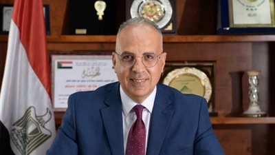 «الرى»: تحديث أنظمة تشغيل بوابات هويس ومفيض سد دمياط