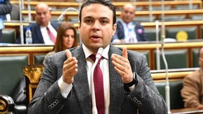 مشاداة بين النائب عبد المنعم إمام ووزارة البترول يتسبب بحذف بوست على فيس بوك