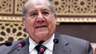رئيس مجلس الشيوخ يهنئ البابا تواضروس الثاني بمناسبة عيد القيامة المجيد