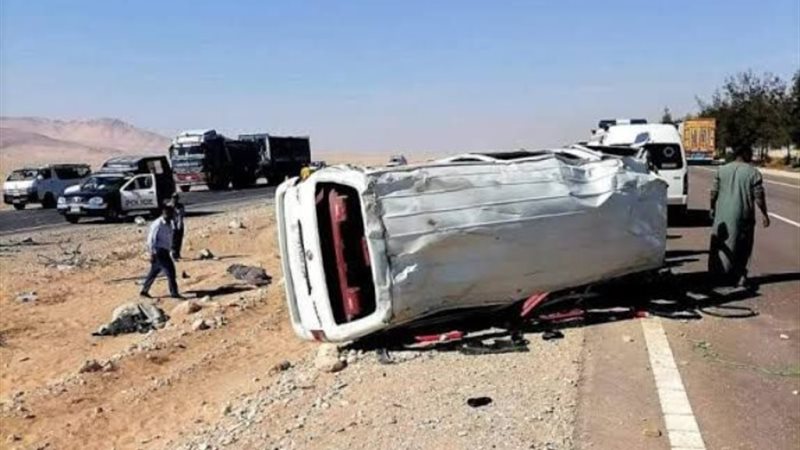 انقلاب ميكروباص- أرشيفية