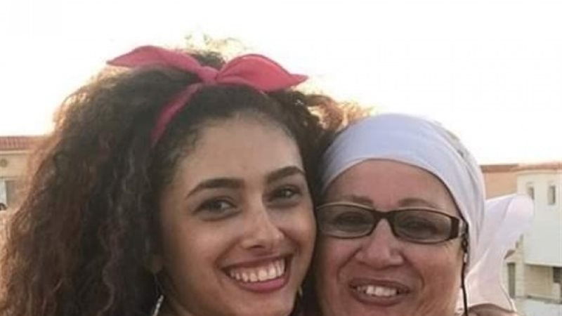 والده الفنانة ريم أحمد