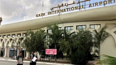 غارات جوية تستهدف محيط مطار غزة في رفح الفلسطينية