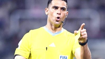 تعرف على طاقم تحكيم مباراة الأهلي والإتحاد السكندري في دوري نايل