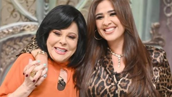 ياسمين عبد العزيز