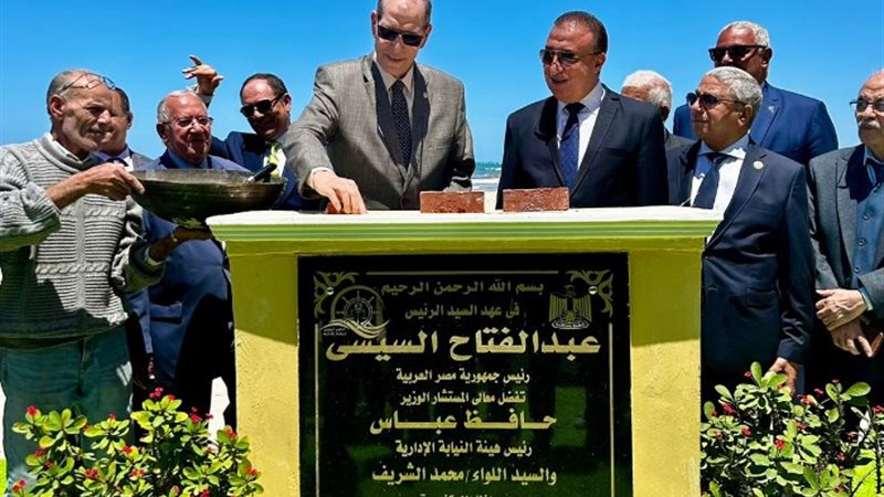 حجر الأساس للنادي البحري