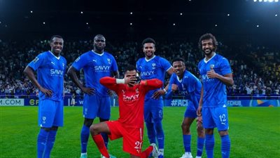 برباعية مقابل هدف، الهلال يحسم الشوط الأول أمام الحزم