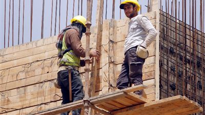 مصر تتصدر قائمة الدول العربية الأكثر في التحويلات المالية للعمالة المهاجرة