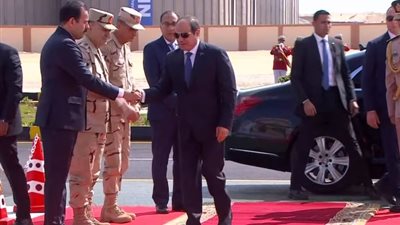 الرئيس السيسي يصل لمقر افتتاح مشروع مستقبل مصر للإنتاج الزراعي