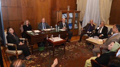 مشيرة خطاب: إتاحة الصحف القومية بصيغة صوتية تمكينا لذوي الإعاقة البصرية