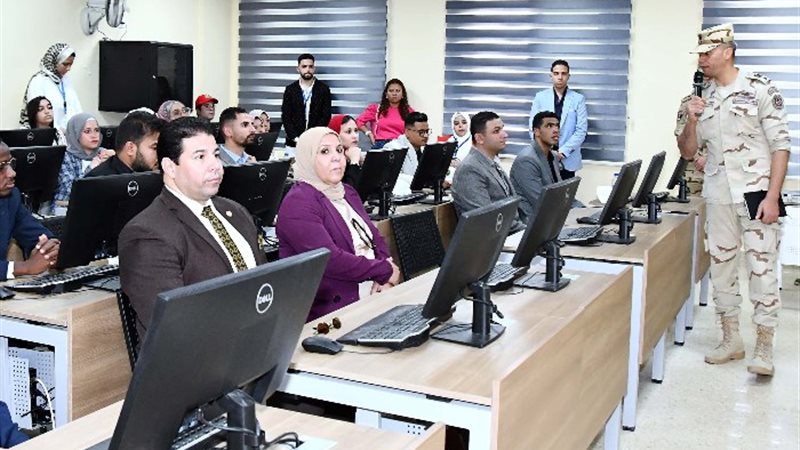 وفد من القيادات الشبابية الإعلامية العالمية