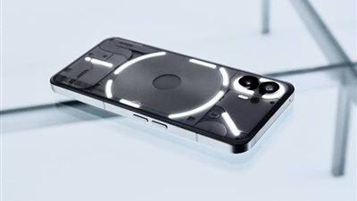 شبيه الآيفون، مزايا وعيوب Nothing Phone 2