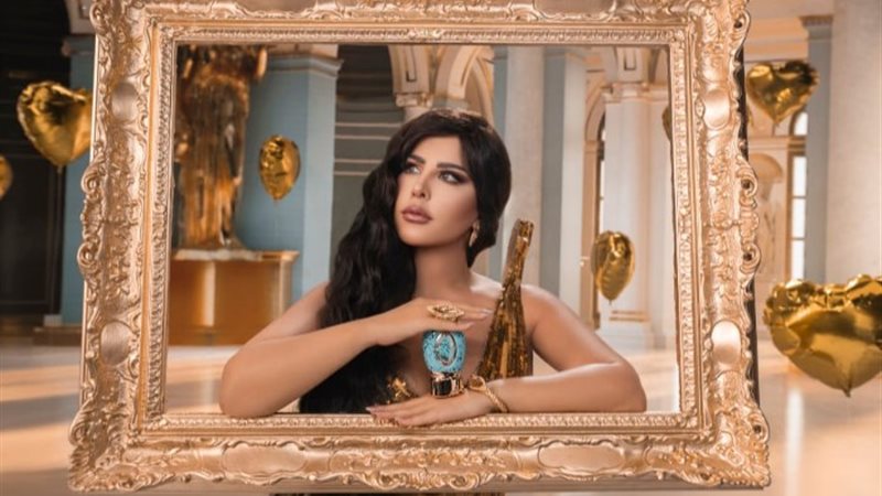 الفنانة شمس الكويتية