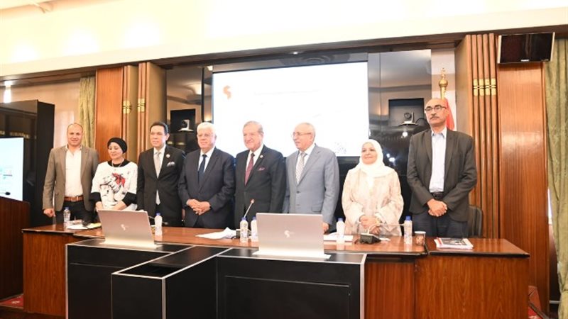 خلال اجتماع اللجنة