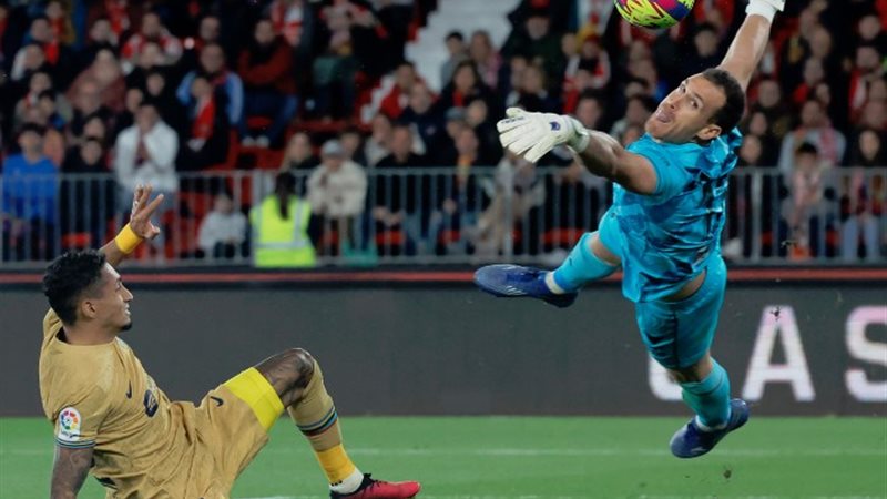 برشلونة وجوميز