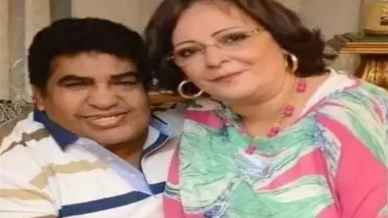احمد عدوية وزوجته