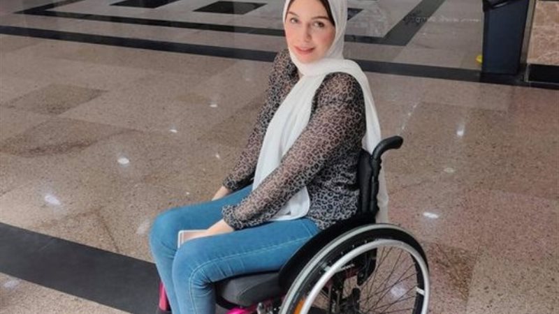 الدكتورة أميرة درويش
