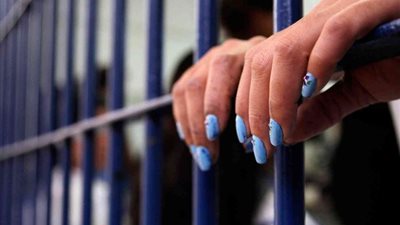 الجهات المختصة تطلب التحريات في حادث سرقة فيلا الفنانة غادة عبد الرازق