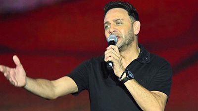 شقيق مصطفى قمر يعلن خضوع «والدهما» لعملية جراحية