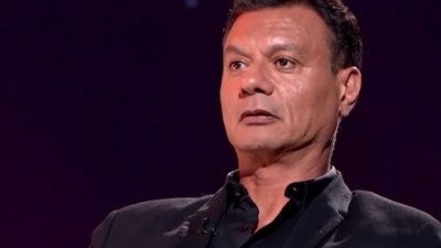 عباس أبو الحسن يتكفل بعلاج السيدتين ضحايا حادث سيارته بالشيخ زايد