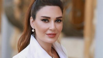 سيرين عبد النور في مرمى الهجوم بسبب زوجة بشار الأسد