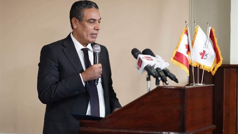 الدكتور عادل عبدالغفّار المُستشار الإعلامي والمتحدث الرسمي 