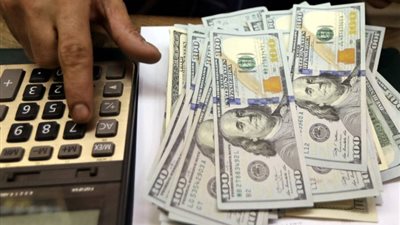 بكام الأخضر النهاردة، إليك سعر الدولار مقابل الجنيه اليوم 26 مايو