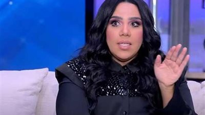 «يا صفرا تعالي اشربي شاي» خلاف بين فجر السعيد وشيماء سيف بسبب «تقل الدم»