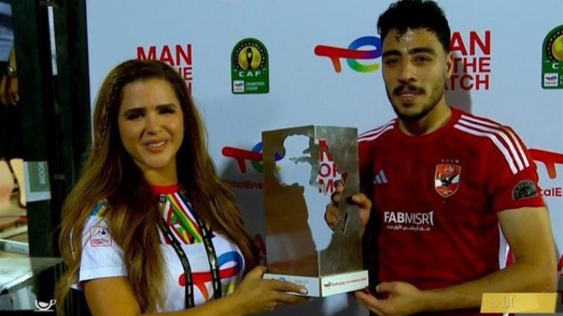 أكرم توفيق