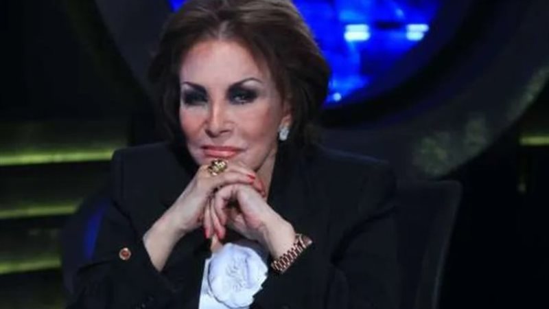 لبنى عبد العزيز