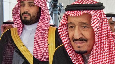 خادم الحرمين يترأس جلسة مجلس الوزراء بعد خروجه من المستشفى