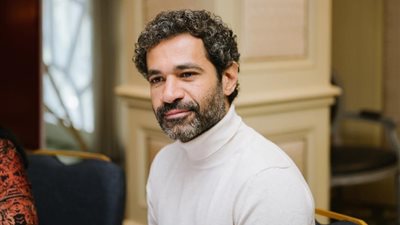 «كلام عائلي من القلب»، صدقي صخر يعلن خوض تقديم «بودكاست» لأول مرة