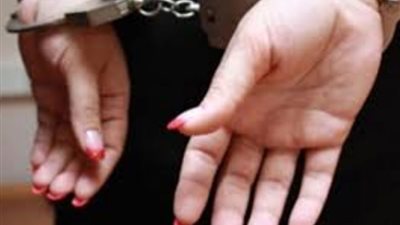 ضبط سيدة لاتهامها ببث فيديوهات منافية للآداب في الإسكندرية