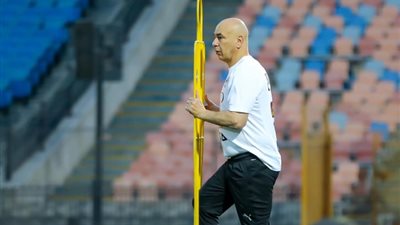 حسام حسن يغير مركز لاعب الأهلي في مباراة بوركينا فاسو بعد إصابة فتوح