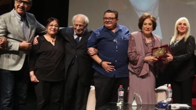 بحضور رشوان توفيق وأشرف زكي، نجوم الفن يساندون سميحة أيوب خلال تكريمها