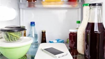 حقيقة أم أكذوبة، هل وضع المحمول في الثلاجة يؤدي لتقليل حرارته؟