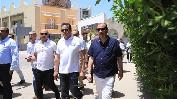 وزير الصحة والسكان