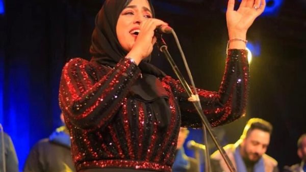الفنانة ياسمين محمود