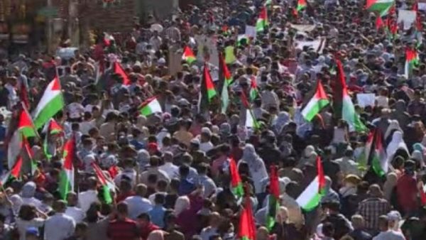 صورة أرشيفية لمظاهرات