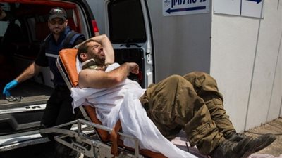 الفصائل الفلسطينية تفجر منزلا داخله جنود لجيش الاحتلال شرق حي الزيتون