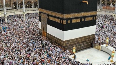 بين المطلق والمقيد، ما حكم التكبير في أيام الحج لغير المُحرم؟