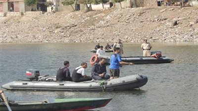 انتشال جثة طالب غرق في مياه النيل بالصف والبحث عن آخر
