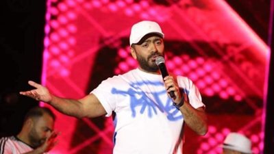 بيطير في الهوى، تامر حسني يفاجئ الجمهور في أول حفلات عيد الأضحى (صور)