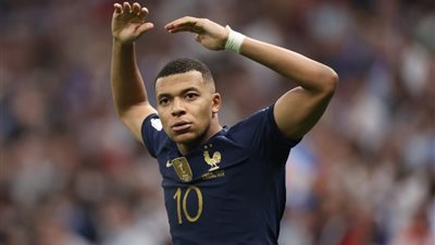 يخضع لعملية جراحية عاجلة، موقف مبابي من المشاركة في يورو 2024