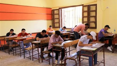 «التعليم»: توزيع أوراق امتحانات الثانوية العامة قبل الساعة التاسعة صباحًا