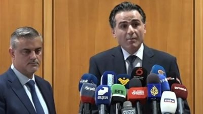 بعد اتهامه بتهريب الأسلحة، لبنان يدرس رفع دعوى قضائية ضد «تليجراف»
