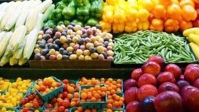 تباين أسعار الخضراوات والفاكهة بسوق العبور اليوم السبت 22 يونيو 2024